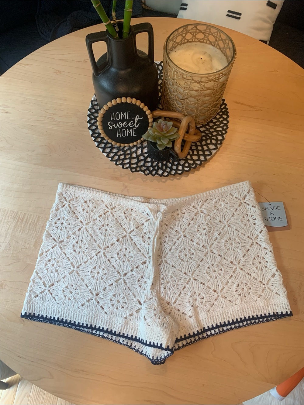 Shade & Shore swim cover shorts size Medium